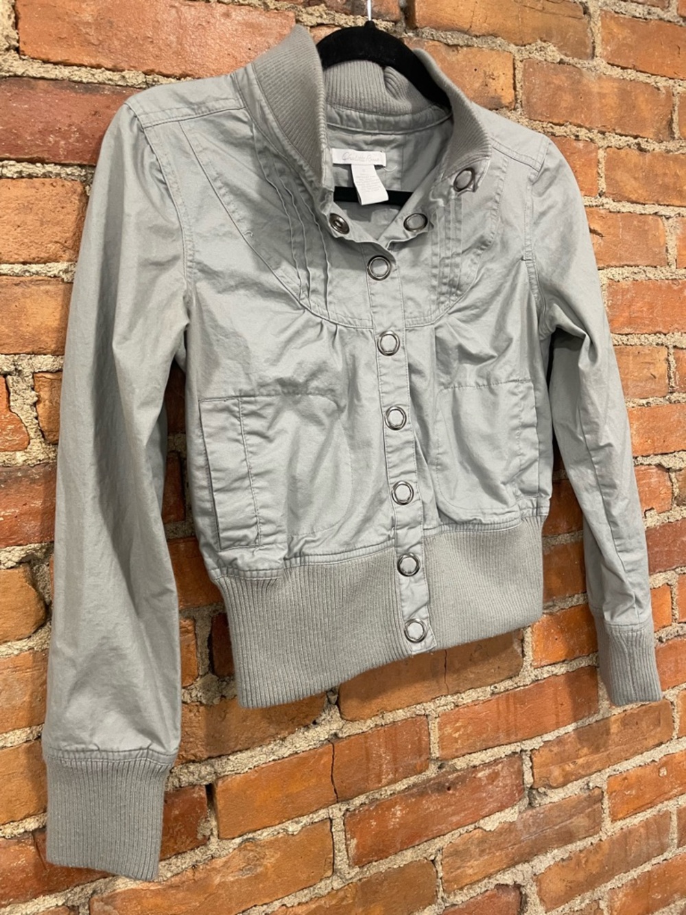 SOLD - Y2K Charlotte Russe Light Gray Ribbed-Hem Button Bomber Jacket | Sz S - Picture 8 of 8
